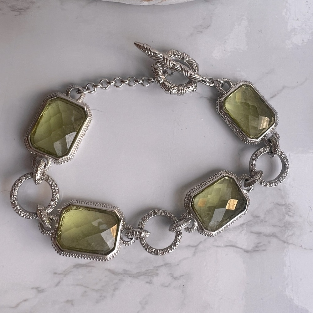 Green Stone and Silver-Tone Toggle Clasp Bracelet